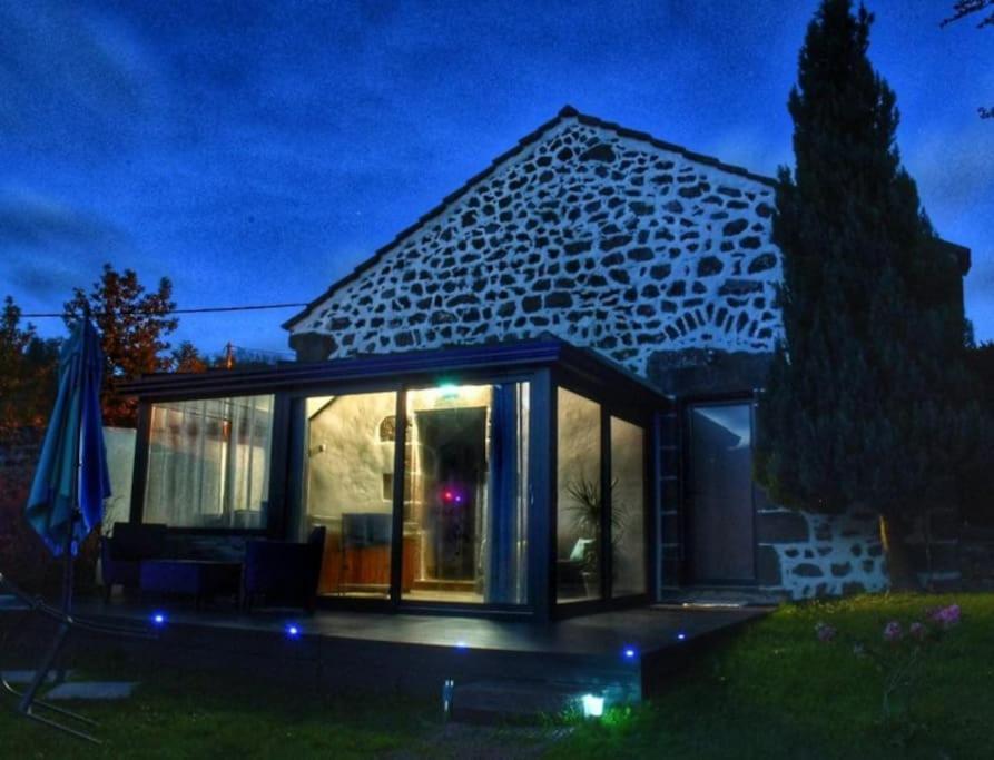 Les gîtes de Recoleine Nébouzat Extérieur photo